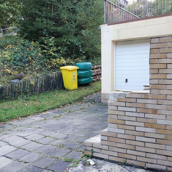 Versorgungsgräben, Baugruben, Rodungs- und Planierarbeiten, Drainagen, Erdarbeiten, Pflasterarbeiten, Baustelle, Hofeinfahrten, Parkplatzanlagen, Wegebau, Treppenanlagen, Asphaltarbeiten, Randeinfassungen, Bordsteine, Bürgersteigabsenkungen, Natursteinanlagen, Straßenausbesserungen, Pflasterzeilen, Fuhrmann Tiefbau