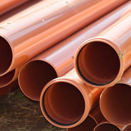 Versorgungsgräben, Baugruben, Rodungs- und Planierarbeiten, Drainagen, Erdarbeiten, Pflasterarbeiten, Baustelle, Hofeinfahrten, Parkplatzanlagen, Wegebau, Treppenanlagen, Asphaltarbeiten, Randeinfassungen, Bordsteine, Bürgersteigabsenkungen, Natursteinanlagen, Straßenausbesserungen, Pflasterzeilen, Fuhrmann Tiefbau